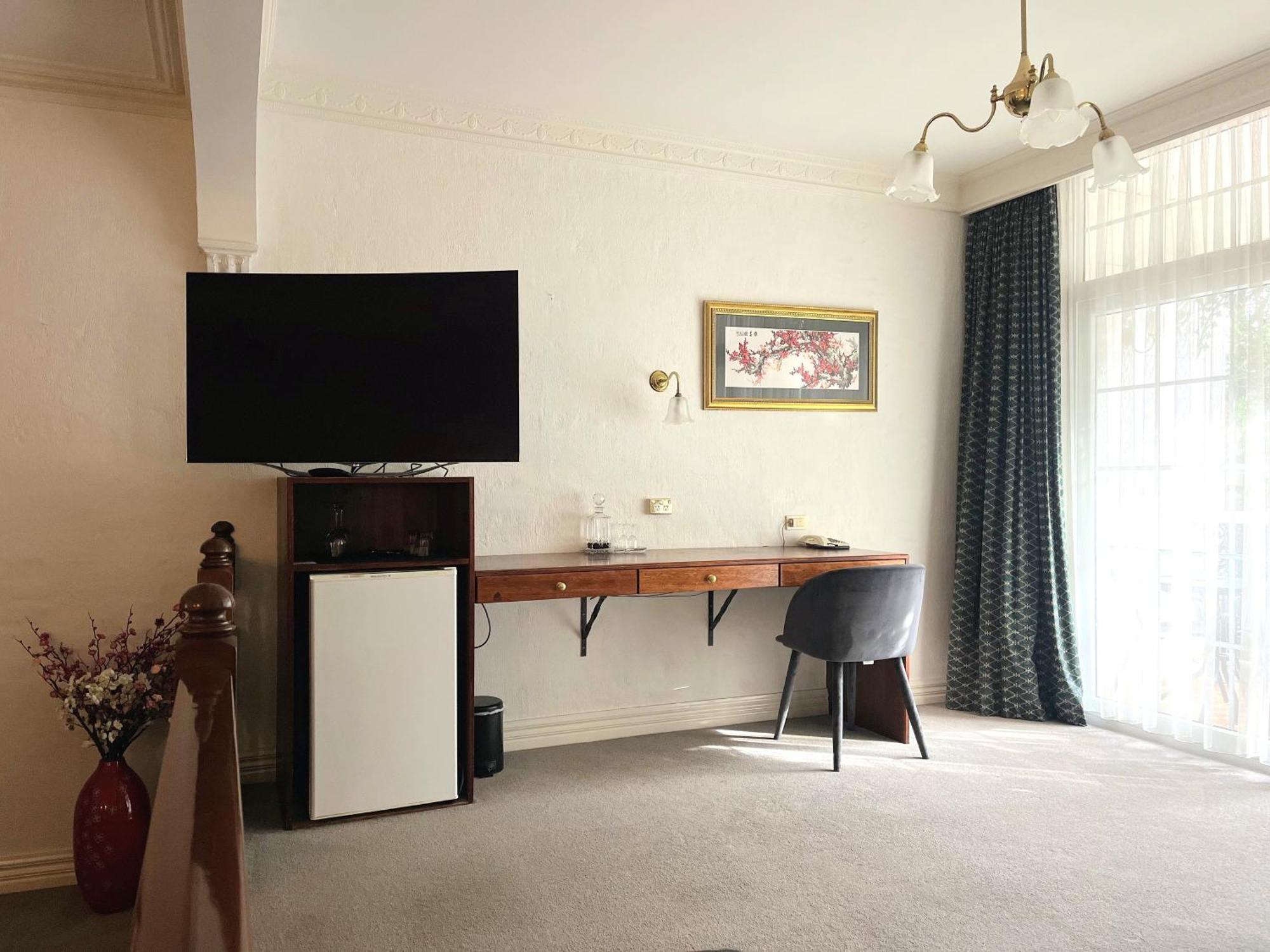 Victoria House Motor Inn Кройдон Экстерьер фото